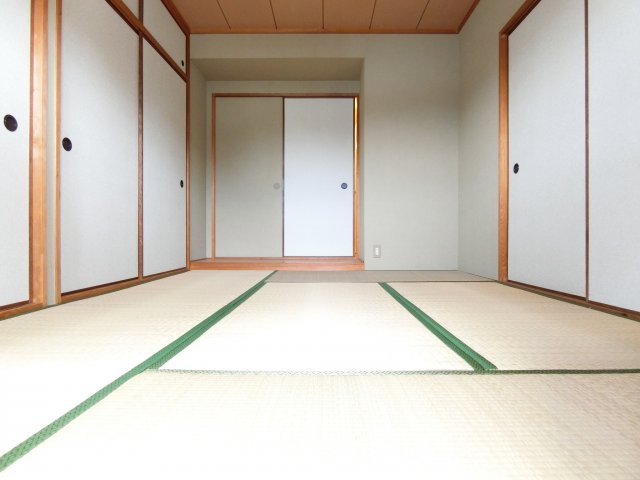 メゾン中塚の和室