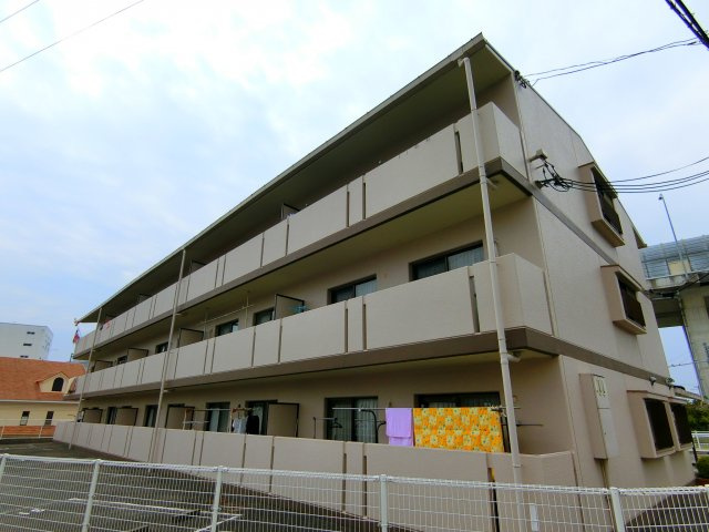 メゾン中塚の外観