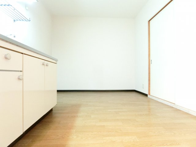 メゾン中塚の居間・リビング