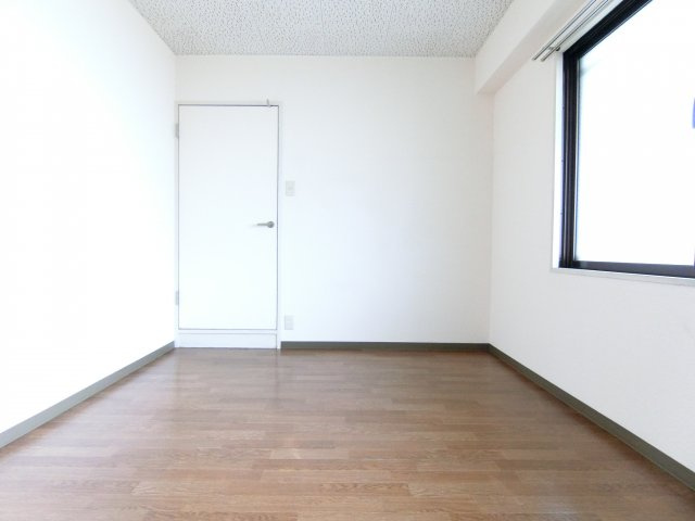 メゾン中塚の洋室