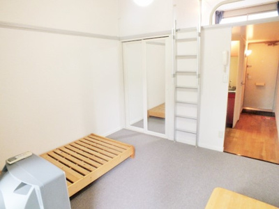 【洋室】 | ユニバーサル　イン