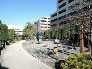 【その他共用部分】 | 敷地内遊び場