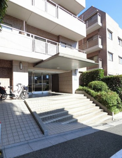 【エントランス】 | 都営浅草線「馬込」駅徒歩4分、都営浅草線・東急大井町線「中延」駅徒歩11分