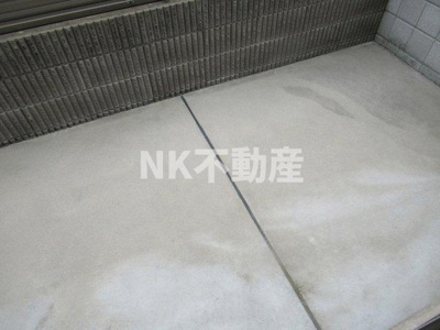 【バルコニー】 | ルーエⅠ（東花園賃貸） | お洗濯にも便利なバルコニー付き