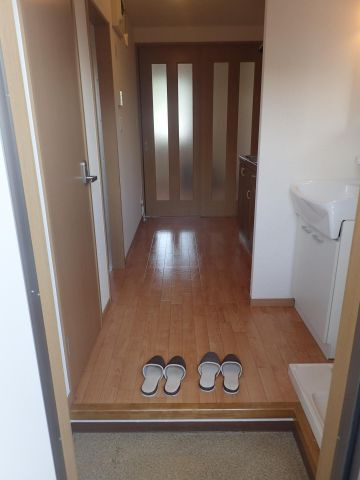 アムール南加木屋の玄関
