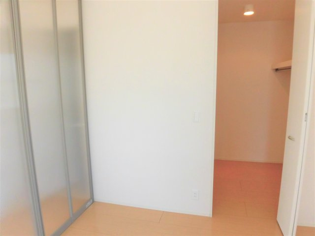 アムルーズの洋室