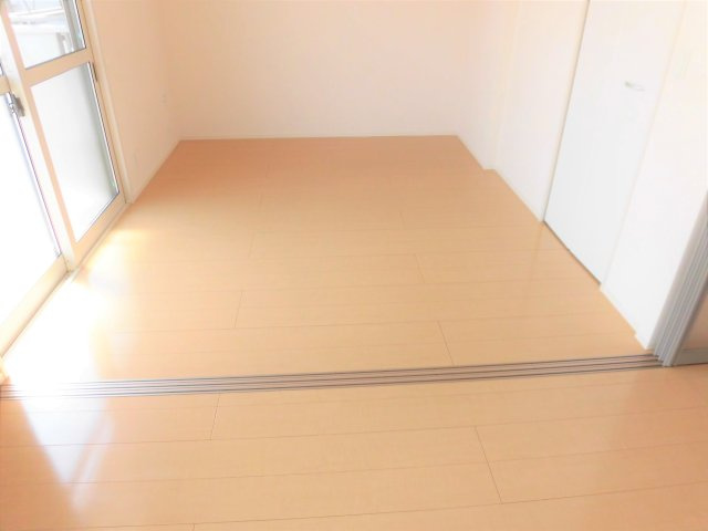 アムルーズの洋室