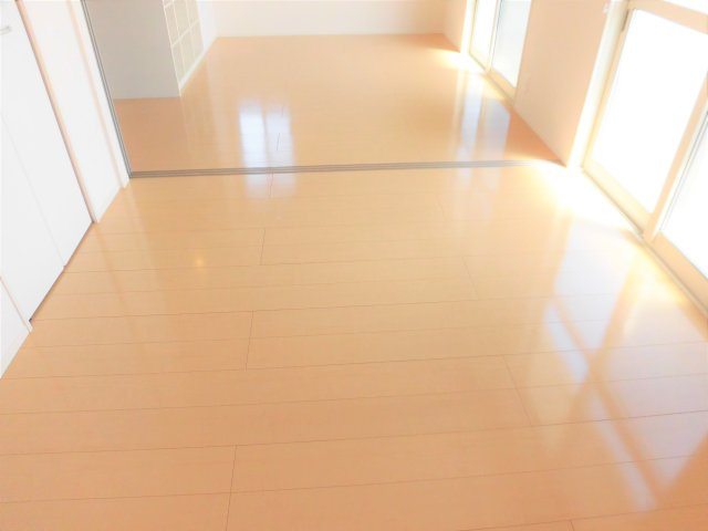 アムルーズの洋室