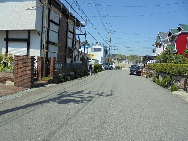 神戸市北区有野台２丁目１号地　土地の前面道路含む現地写真