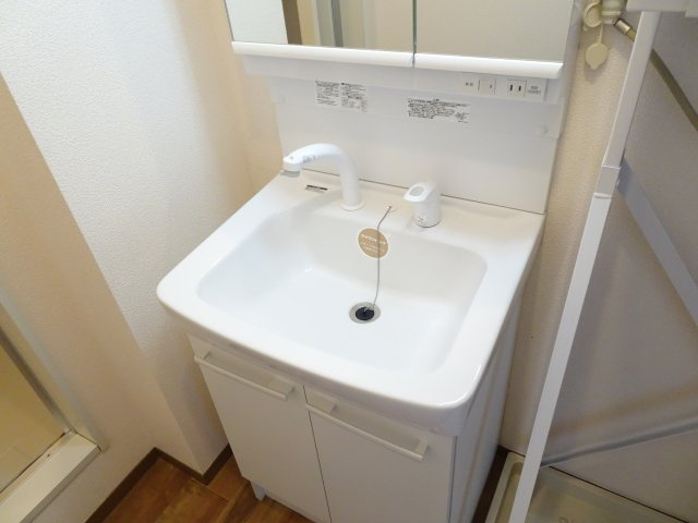 セジュール波須Aの独立洗面台