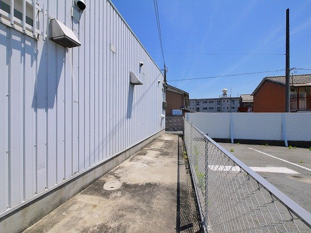 大和郡山市今国府町コンビニ跡の外観