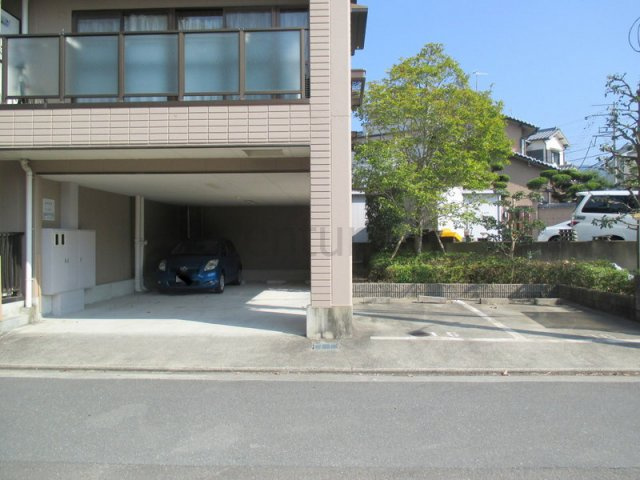 【駐車場】 | シャトレー多田
