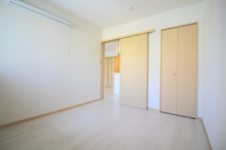 【寝室】 | Comfort Flats曽根東町