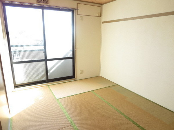 山手ビバリーヒルズの和室