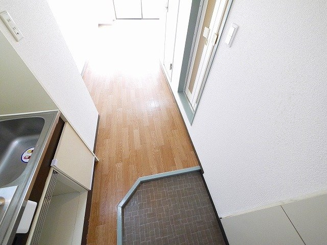 シャンテムーランの玄関|収納もある玄関です