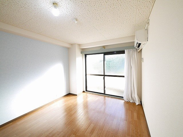 シャンテムーランの寝室|寝室にぴったりのお部屋です