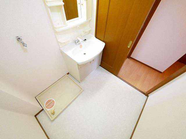 クレールＮの洗面所|コンパクトで使いやすい洗面所