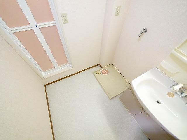 クレールＮの洗面所|脱衣スペースもあります