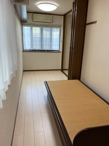 【洋室】 | コーポ・タタニ | きれいな洋室です