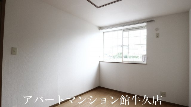 フラールの洋室