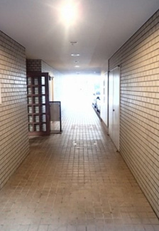 【エントランス】