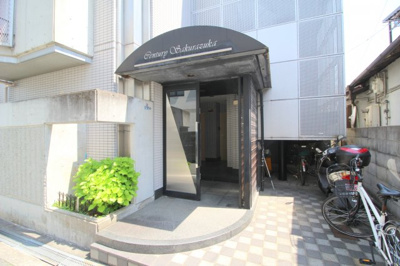 【エントランス】 | センチュリー桜塚