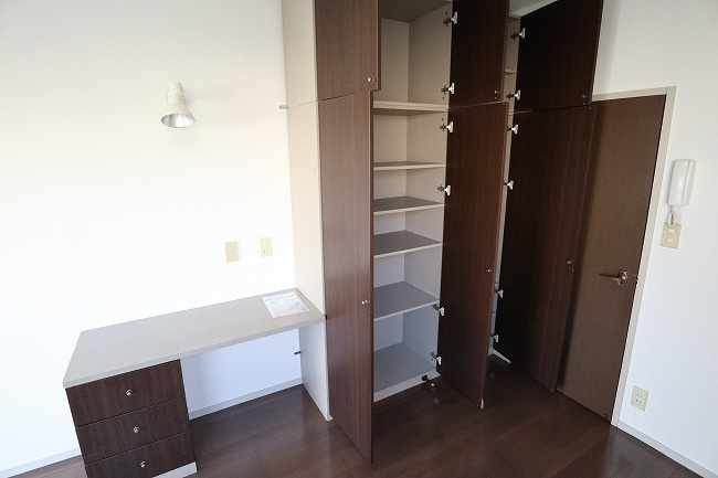 アドバンス拝島の収納|※別部屋のイメージ写真です。