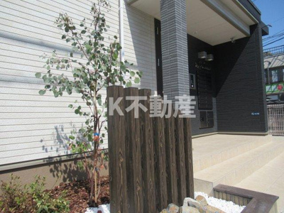 【その他共用部分】 | ル・クール（河内花園賃貸） | エントランスです