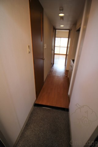 ビバーチェ鷺洲の玄関