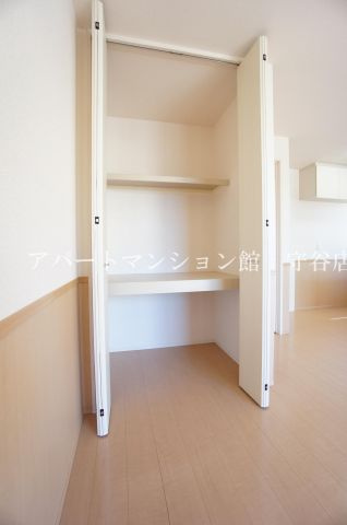 レセンテ紫峰ヶ丘Ｅの収納