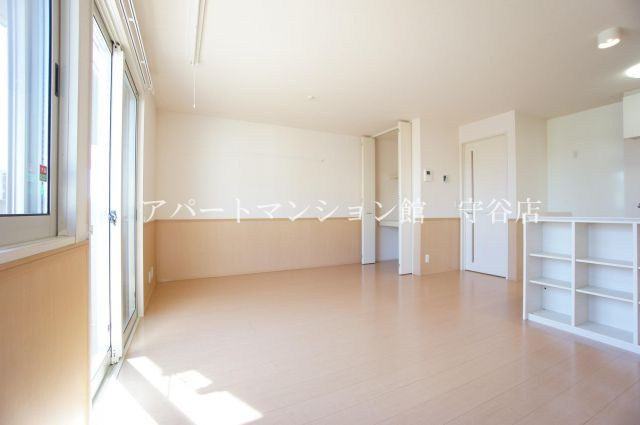 レセンテ紫峰ヶ丘Ｅの居間・リビング