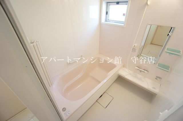 レセンテ紫峰ヶ丘Ｅの浴室