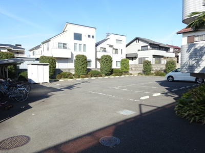 【駐車場】 | ラ・ルーミナス