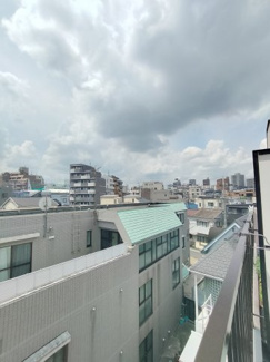 【展望】 | 最上階の南向きで陽当り、開放感もおすすめポイントになります。