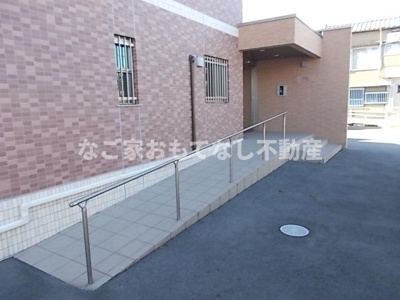 【エントランス】 | アルページュ（西区比良） | アルページュ 