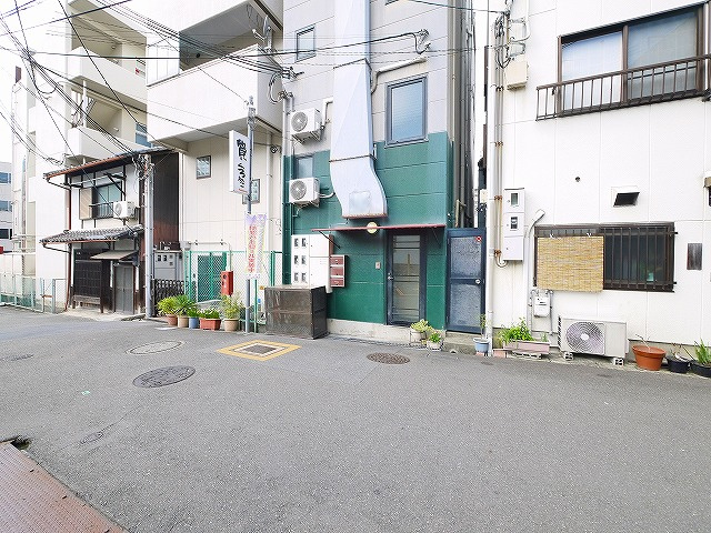 米田ビルの周辺