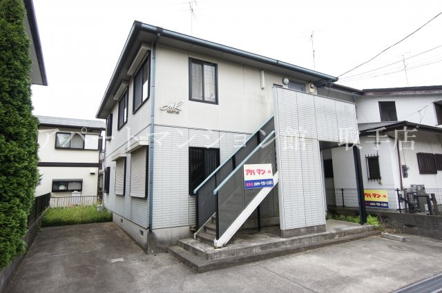 MKハイツの駐車場