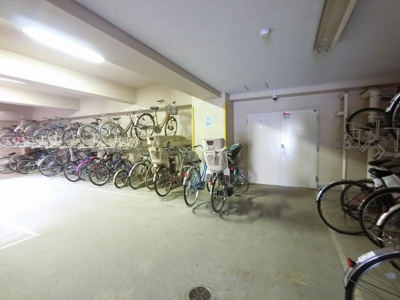 【その他共用部分】 | シンフォニックヒルズかがやきの街8号棟 | 駐輪場