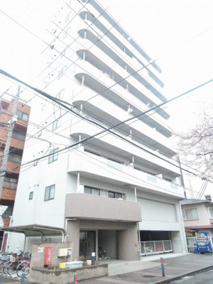 【外観】 | ファーストクラス伊勢佐木町 | 外壁タイル張り！安心のオートロック、不在時に便利な宅配ボックス完備！