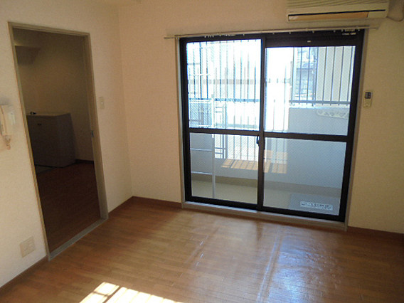 ラ・エソールの居間・リビング