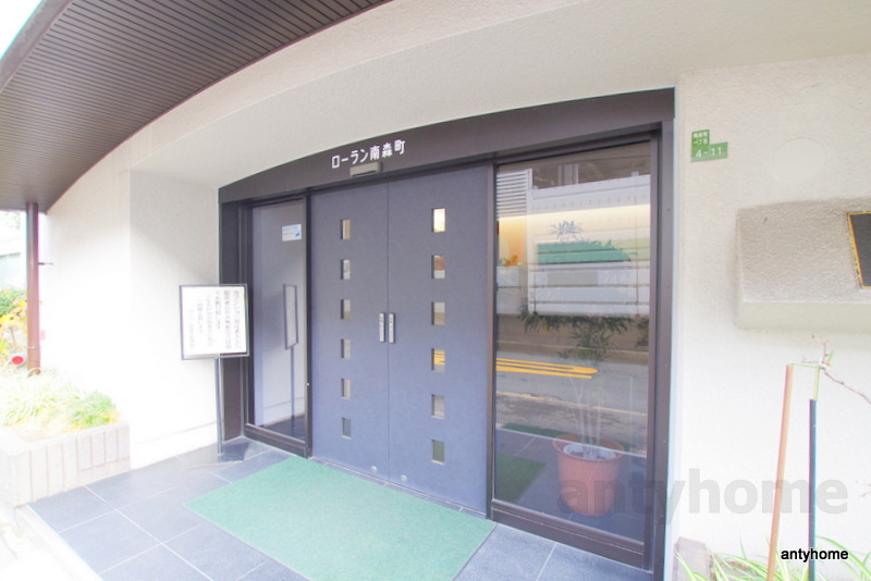 ローラン南森町　仲介手数料無料のエントランス