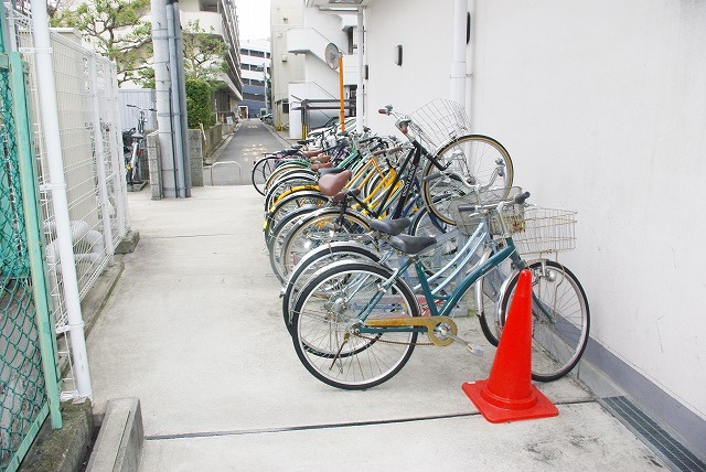 フレアコート奈良のその他共用部分|駐車場です