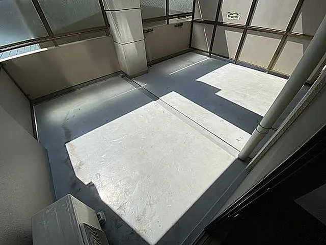 ブルーム神戸三宮のバルコニー