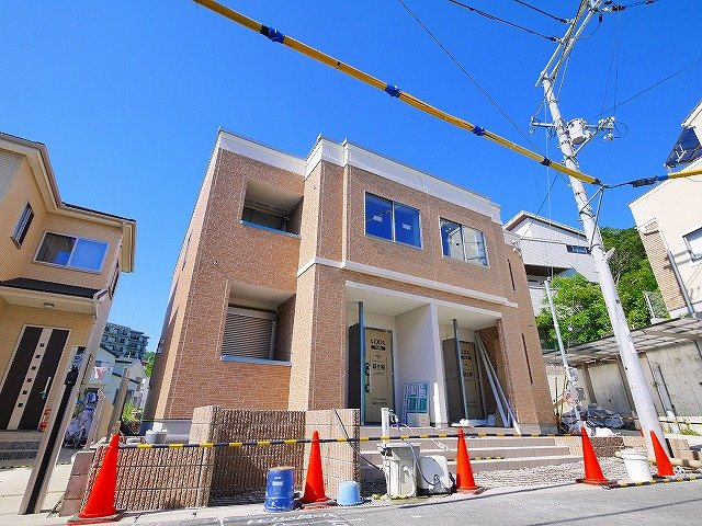 オリエンテドゥーエの外観