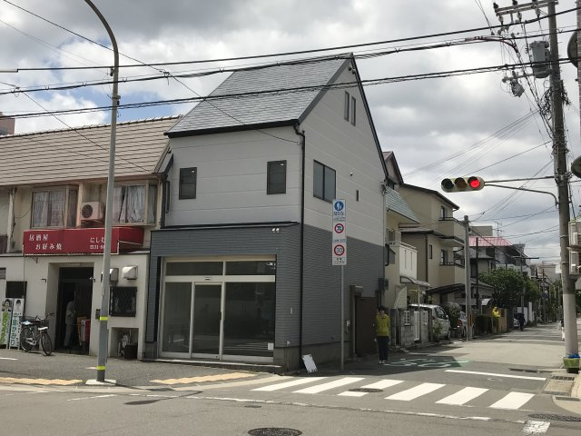 芦屋市浜町　１棟貸店舗事務所の外観