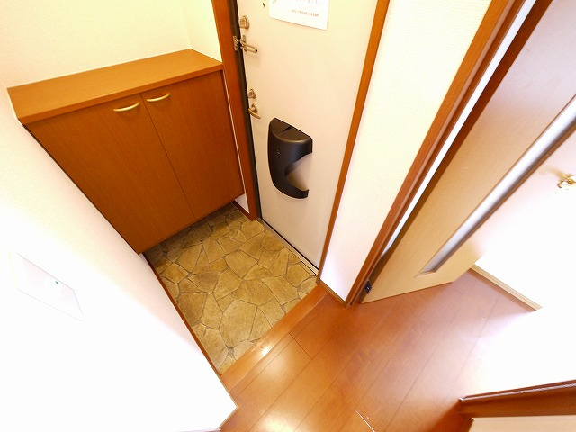 エミネンス　Ｂ棟の玄関|収納もある玄関です