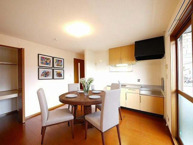 エミネンス　Ｂ棟の居間・リビング|CGで家具等を配置したもので家具等は含まれません