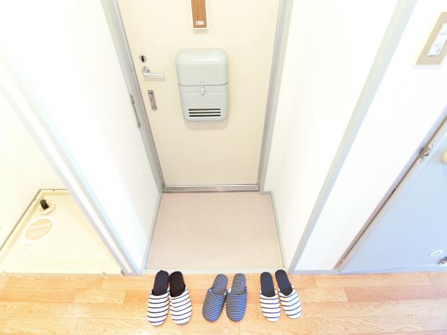 ピュアハイムIの玄関