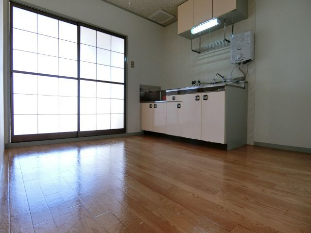 ピュアハイムIの居間・リビング