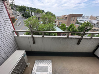 【展望】 | バルコニーからの眺望です♪5階にあるので人目が気にならないのが嬉しいですよね☆